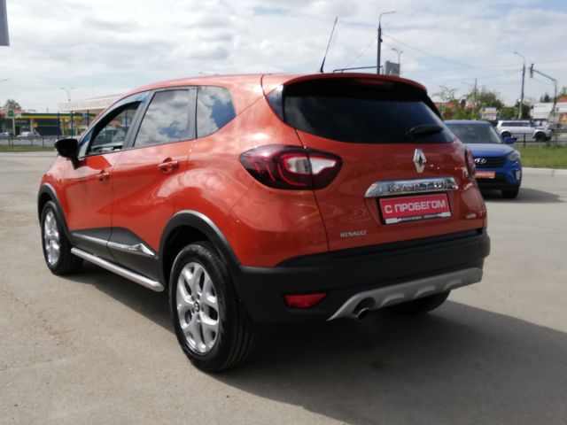 Купить б/у Renault Kaptur, 2016 год, 114 л.с. в России