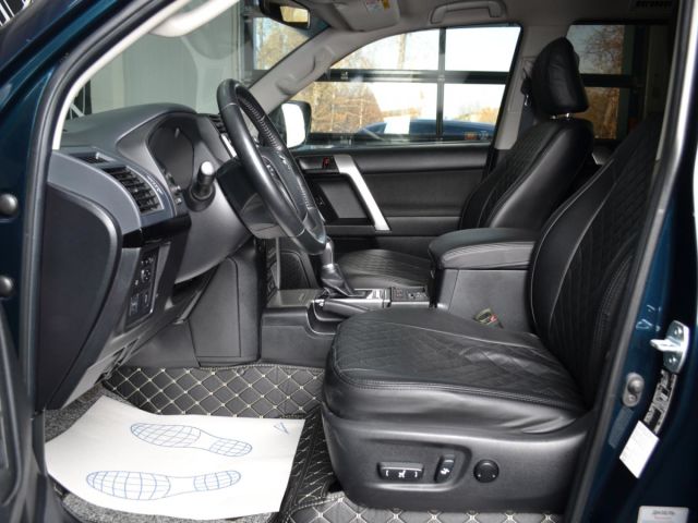 Купить б/у Toyota Land Cruiser Prado, 2020 год, 177 л.с. в России