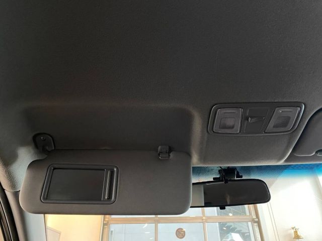 Купить б/у Hyundai Solaris, 2016 год, 123 л.с. в России