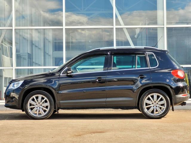 Купить б/у Volkswagen Tiguan, 2011 год, 170 л.с. в России
