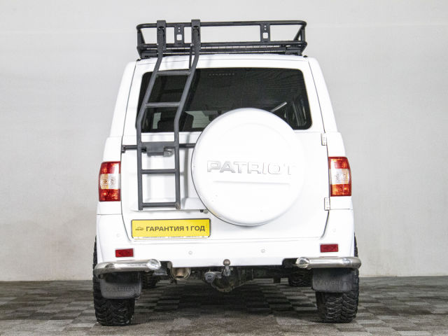 Купить б/у УАЗ Patriot, 2017 год, 150 л.с. в России