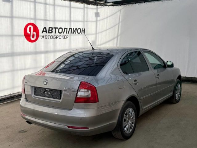 Купить б/у Skoda Octavia, 2010 год, 152 л.с. в Аткарске
