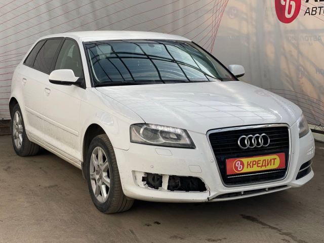 Купить б/у Audi A3, 2011 год, 105 л.с. в Коломне