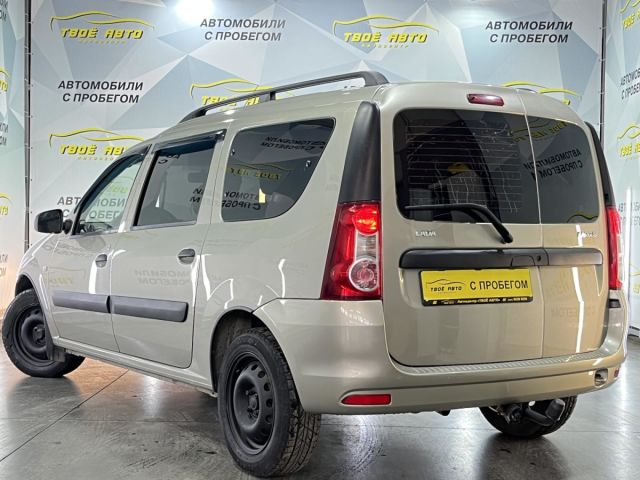 Купить б/у ВАЗ (LADA) Largus, 2017 год, 87 л.с. в России