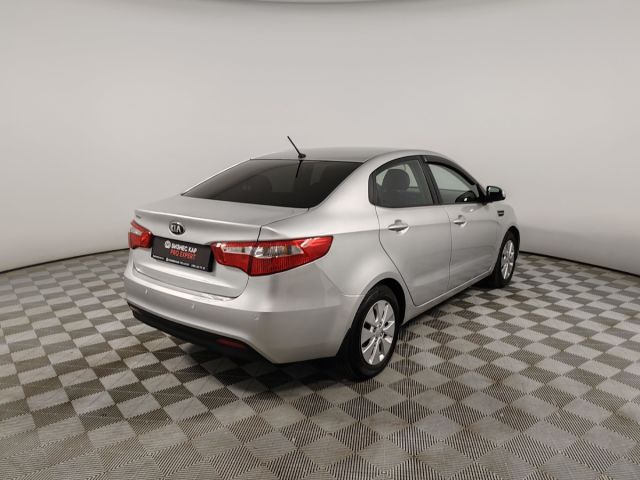 Kia Rio с пробегом, 2013 год, 123 л.с. в России Купить б/у Kia Rio, 2013 год, 123 л.с. в России