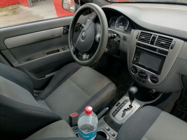 Купить б/у Chevrolet Lacetti, 2012 год, 109 л.с. в России