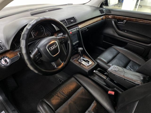 Купить б/у Audi A4, 2005 год, 200 л.с. в России