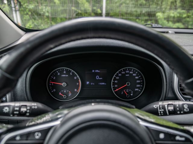 Купить б/у Kia Sportage, 2019 год, 150 л.с. в России