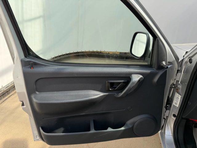 Купить б/у Peugeot Partner, 2008 год, 75 л.с. в России