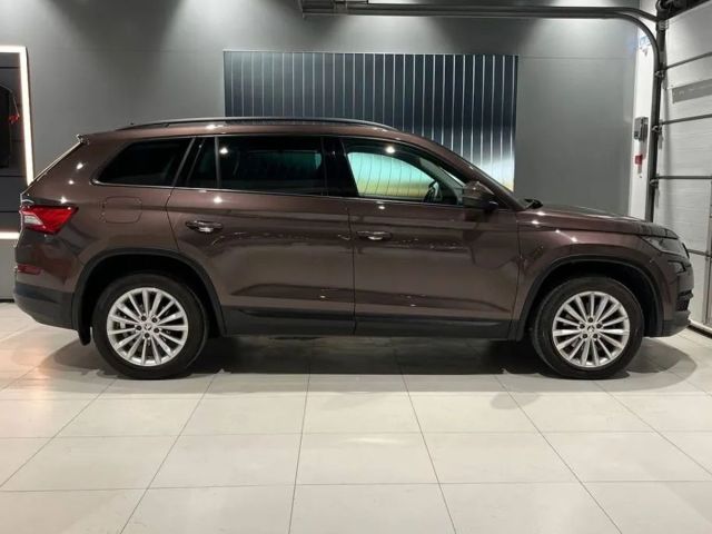 Skoda Kodiaq с пробегом, 2018 год, 150 л.с. в России Купить б/у Skoda Kodiaq, 2018 год, 150 л.с. в России