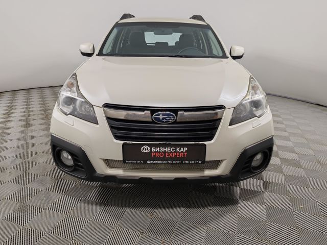 Купить б/у Subaru Outback, 2014 год, 167 л.с. в России