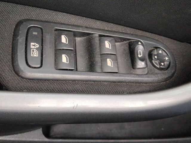 Купить б/у Peugeot 308, 2011 год, 122 л.с. в России