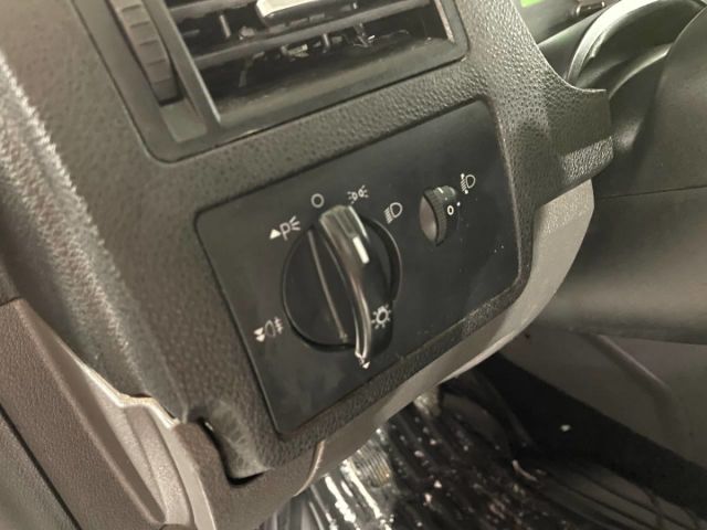 Купить б/у Ford C-MAX, 2005 год, 115 л.с. в Воронеже