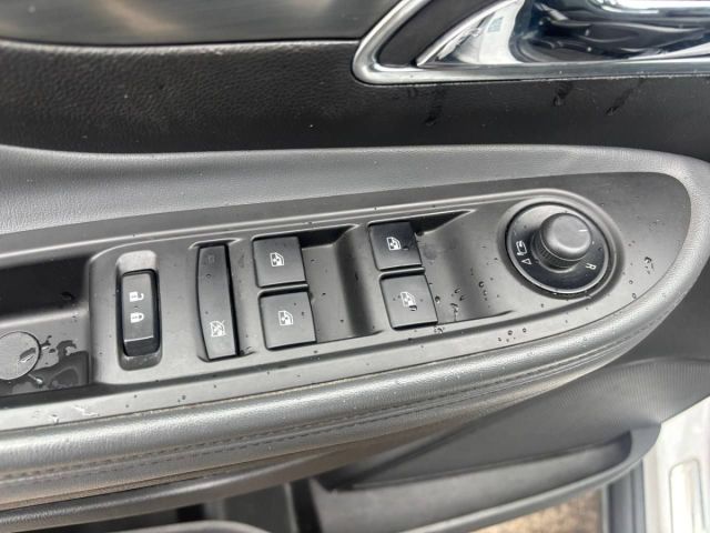 Купить б/у Opel Mokka, 2013 год, 140 л.с. в России