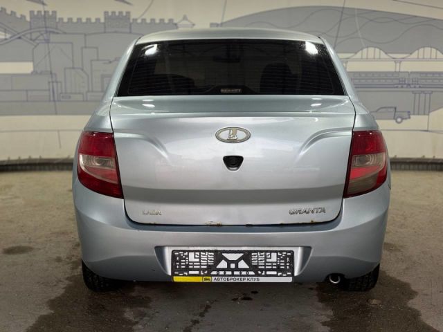 Купить б/у ВАЗ (LADA) Granta, 2012 год, 82 л.с. во Владивостоке