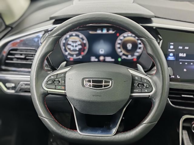 Купить б/у Geely Tugella, 2022 год, 238 л.с. в России