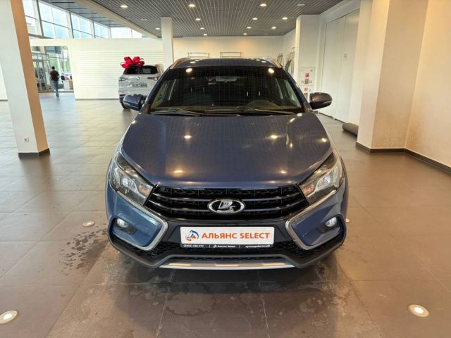 Купить б/у ВАЗ (LADA) Vesta, 2019 год, 106 л.с. в России