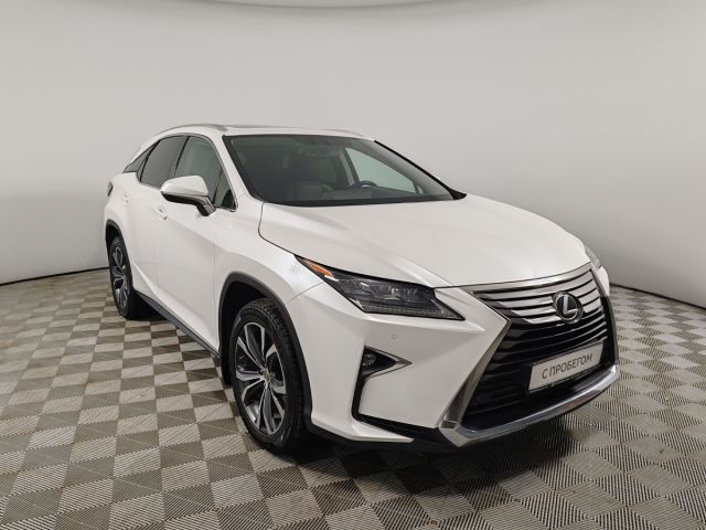 Купить б/у Lexus RX, 2017 год, 238 л.с. в Москве