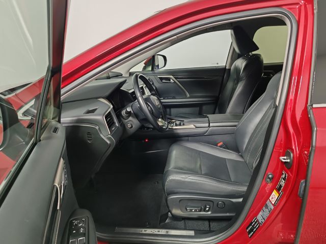 Купить б/у Lexus RX, 2018 год, 238 л.с. в России