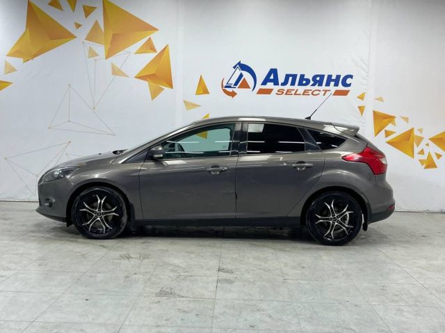 Купить б/у Ford Focus, 2011 год, 105 л.с. в России