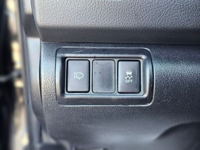 Купить б/у Toyota Camry, 2016 год, 181 л.с. в России