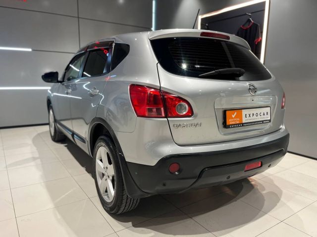 Nissan Qashqai с пробегом, 2007 год, 141 л.с. в России Купить б/у Nissan Qashqai, 2007 год, 141 л.с. в России