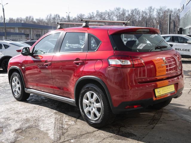 Купить б/у Peugeot 4008, 2012 год, 150 л.с. в России