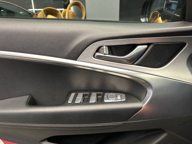 Купить б/у Genesis G70, 2018 год, 197 л.с. в России