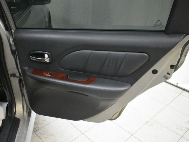 Купить б/у Hyundai Sonata, 2007 год, 137 л.с. в России