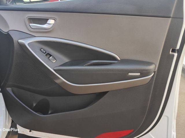 Купить б/у Hyundai Santa Fe, 2017 год, 188 л.с. в России