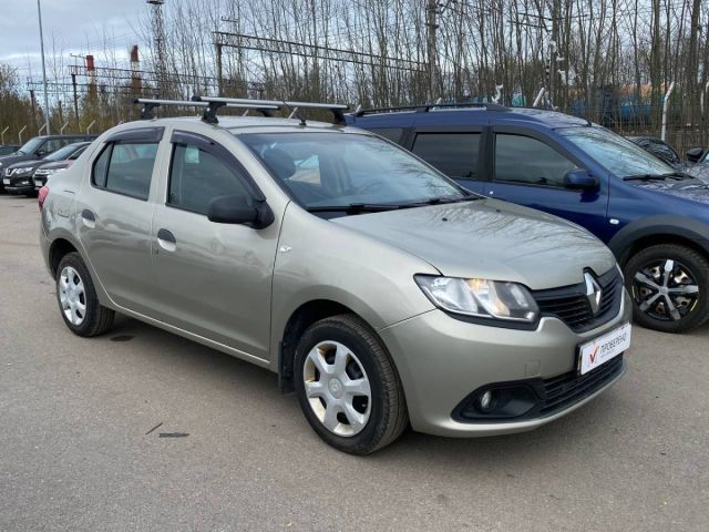 Купить б/у Renault Logan, 2017 год, 82 л.с. в России