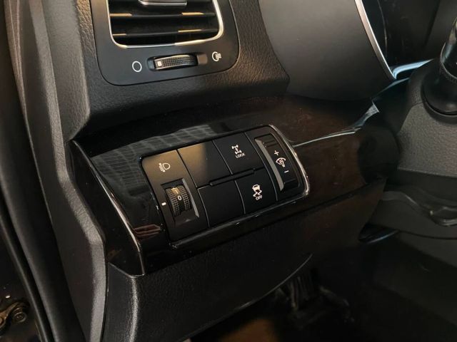 Купить б/у Kia Sorento, 2018 год, 175 л.с. в России