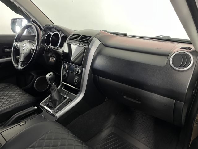 Купить б/у Suzuki Grand Vitara, 2008 год, 169 л.с. в Воронеже